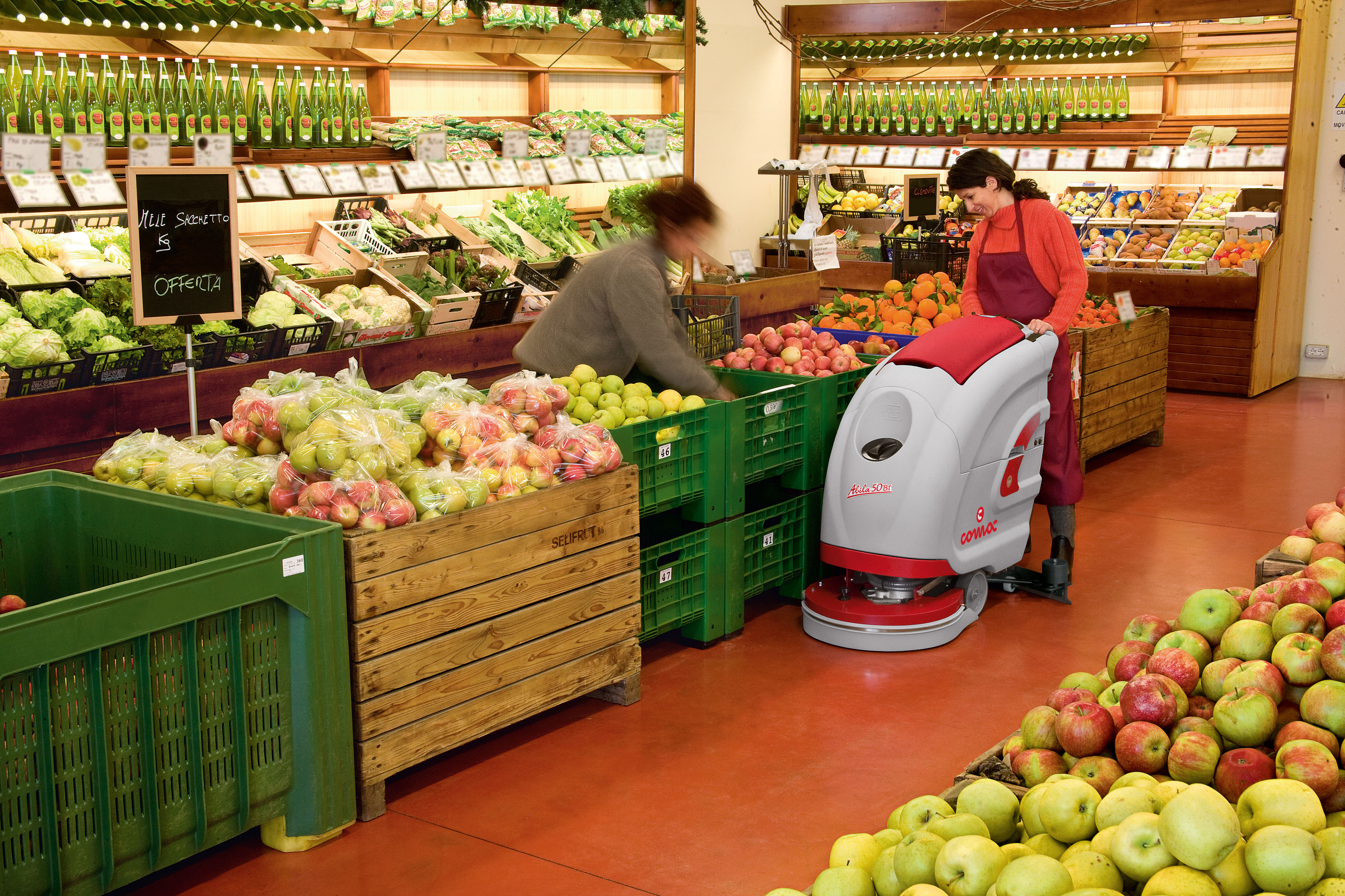 潔臣士洗地機(jī)：食品加工廠車(chē)間清潔的高效之選